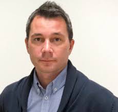 Raser mot Takstskolen: