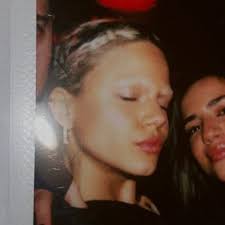 CAMILLE (@camille.6) • Instagram photos and videos