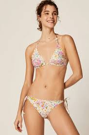 Oysho Kadin Ekru Yanlari Bagcikli Brezilya Modeli Bikini Alti 30720375 Trendyol Bikini Kadin Brezilya