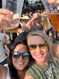 Nicole Barley Devos (@nicole_injects) • Instagram photos and videos