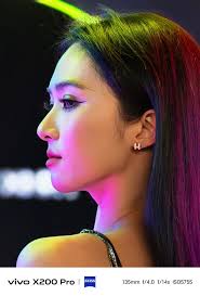 Oppo FX8 Ultra vs Vivo X200 pro Weibo.cn