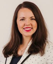 Ruth Noel's Instagram, Twitter & Facebook