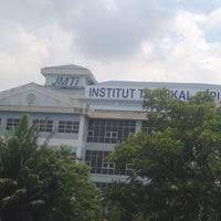 Diploma lanjutan kemahiran malaysia dalam bidang kejuruteraan atau teknologi kejuruteraan yang diiktiraf oleh kerajaan atau kelayakan yang diiktiraf setaraf dengannya. Institut Teknikal Jepun Malaysia