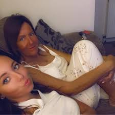 Please how to get from RAK to Dubai? is there any bus here? for how much?  Or how much takes taxi drivers??😊thanks!!