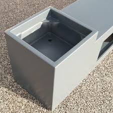 Bac A Fleur Et Fontaine Jardiniere Et Assise Banc Integre Sur Mesure Image In Fibre Ciment Laque Bac A Fleurs Fontaine Cascade Fibre Ciment