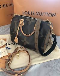 Louis Vuitton Monogram Giant Speedy 30 Bandouliere Ultra Rare Louis Vuitton Speedy 30 Louis Vuitton Best Handbags