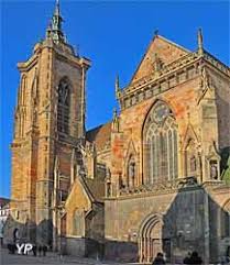 En plein cœur de rennes. Collegiale Saint Martin Cathedrale De Colmar Colmar