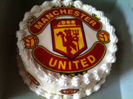 Manchester United Cake Birthday Treats Redvelvet Cake Frosting Creamcheese Manchester United Cake Cute Cakes Cake