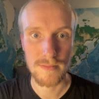 Stefanie Devery's Instagram, Twitter & Facebook