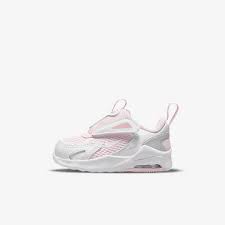 Accompagnez également votre petite fille dans ses aventures grâce à la sélection intersport de survêtements. Bebe Et Petit Enfant Enfant Chaussures Nike Fr