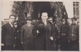 12 Maddede Ataturk Ve 19 Rakamiyla Olan Esrarengiz Tesadufleri Esrarengiz Fotograf Resimler