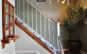 We sell the best stainless steel cable deck railing systems due to the quality of materials used and the modern design. Stainless Steel Railings Stainless Steel Glass Railing Manufacturer From Mumbai