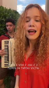 Amanda Santi (@amandasantimusica)