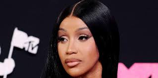 Joycelyn Savage Welcomes Baby Girl with R. Kelly