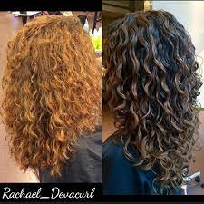 Before After Fresh New Base Color W Pintura Lowlights And A Gloss Haircut By Serdelcur Curly Hair Styles Curly Hair Styles Naturally Hair Styles