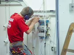 Training teknik sertifikasi teknisi k3 listrik bandunug pt.titian media cendekia ber Teknisi Listrik Ahli Bidang Kelistrikan