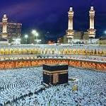 Muslim Women Travel Without Male