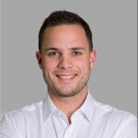 Scott Raue's Instagram, Twitter & Facebook