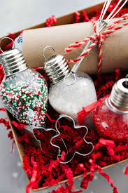 Fun Ideas To Assemble Your Own Sugar Cookie Kits These Easy To Assemble Kits Make A Great G Christmas Cookies Gift Christmas Baking Gifts Holiday Baking Gifts