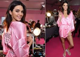 Irina shayk desfiló embarazada para victoria's secret en. Irina Shayk Desfila Embarazada En Victoria S Secret Estilo El Pais