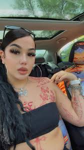 Voting for Red Inked Baddie in Contest