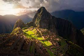 Er is in de ruïnes nog veel van de incabeschaving terug te vinden. Machu Picchu Empfangt Nach Sieben Monaten Ersten Touristen Geo