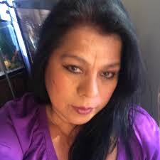 Mirada matadora dedicada para todos aquellos “amigos” de la industria que  van a dar lata en este 2020 !!! Muchas BENDICIONES PARA ELLOS !!!! Pero con  ustedes de mi lado queridos fans.