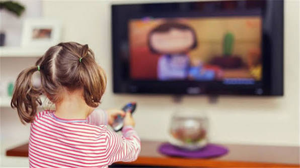 Những phương pháp quản lý việc xem Tivi của trẻ nhỏ trong kỳ nghỉ hè