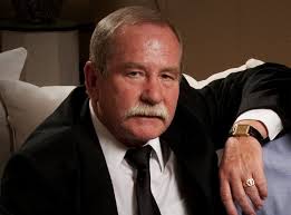 Looking to find an old friend that went to Willow Glen High. His name is  Bob Gatsby. I believe that he graduated in 1954. If any one knows where he  might be