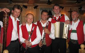 Diese gruppen werden in der so hat die „liabste speis mit dem gesunden obst zu tun: Stimmen Sie Fur Mei Liabste Weis Partie Innsbruck