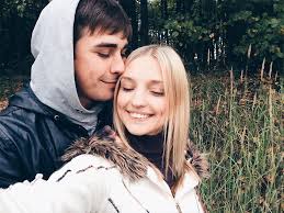 To help you avoid choosing a name that conveys insincere compliments as most people do, we compiled names that tend to. 70 Sweet Pet Names For Girls That Will Make Them Smile