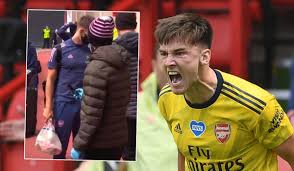 Kieran tierney was backed to one day captain arsenal after the humble scot was pictured carrying his gear in a tesco bag before playing sheffield united. Kieran Tierney Praised By Fans By Arriving To A Match With Tesco Bag