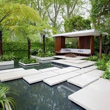 This 2011 Winner Commissioned By The Malaysia Tourism Promotion Board The Tourism Malaysia Garden Was D Malaysia Garden Chelsea Flower Show Malaysia Tourism