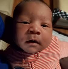 Vocal powerhouse Ari Lennox graced SiriusXM Studios with a performance of  her single, "Shea Butter Baby" live