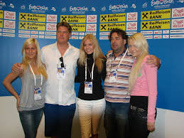 Debutanten clara klingenström slog igenom stort i förra veckans delfinal i melodifestivalen och sedan dess har hennes låt behöver inte dig i dag klättrat på topplistorna. Estonia 1st Rehearsal Eurovisionary Eurovision News Worth Reading