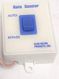 The rain sensor can keep the irrigation system from starting or continuing. Amazon Com Glen Hilton Bypass Switch Box 202 For Rain Freeze Sensor Garden Outdoor
