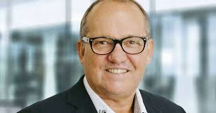 Tony Dekker's 25 year milestone in real estate