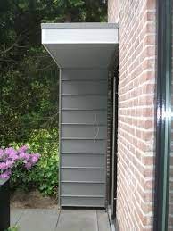 voordeur luifel voor het huis
