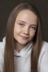 Lora Burke herec/herečka • Filmožrouti.cz