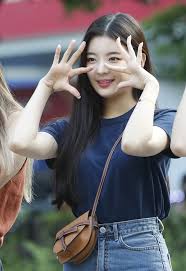The latest gifs for #리아. ìžˆì§€ ë¦¬ì•„ ì˜¤êµ¬ì˜¤êµ¬ ê·€ì—¬ì›Œ