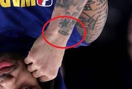 The tattoo of the tiger is the symbol of d'angelo's strength and confidence. D Angelo Russell S 27 Tattoos Their Meanings Body Art Guru