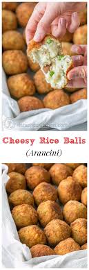 Cheesy Rice Balls Italian Arancini Family Approved Natashaskitchen Recettes De Cuisine Cuisine Et Boissons Nourriture