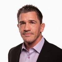 Edward Paulson's Instagram, Twitter & Facebook