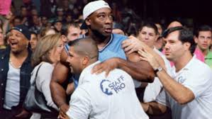 Michael clarke duncan was born on december 10, 1957 in chicago, illinois. 10 Biggest Celebrity Wrestling Fans Page 3