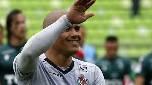 Humberto suazo is a forward and is 5'7 and weighs 174 pounds. 9ypvtf46fhncm