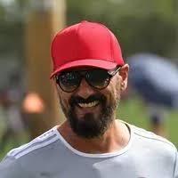 Adrian Castagna, Encino, Cali... Read Reviews