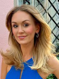 Katie Turner's Instagram, Twitter & Facebook