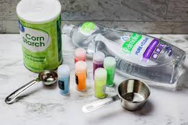 I have 5 amazing diy bath paint recipes for homemade bath paint without cornstarch, homemade shaving cream bath paint, and many more! Diy Glow In The Dark Kids Bath Paint Little Bins For Little Hands