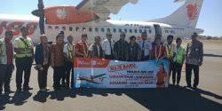 Bandar udara internasional komodo) (iata: Wings Air Permudah Perjalanan Maumere Labuan Bajo Pp Pos Kupang