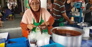 Lezatnya rasa milo, susu dan beraneka macam topping siap memanjakan lidah para pelanggan. Resepi Ais Kepal Milo Paling Simple Iluminasi